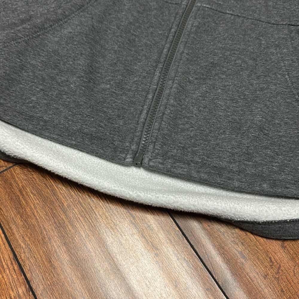 Women Gray Fitted Sweater - Picture 4 of 4
